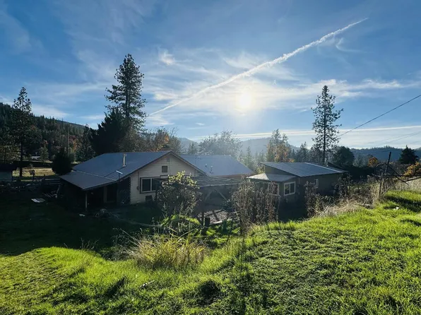 191 Henrietta Rd, Lewiston, CA 96052