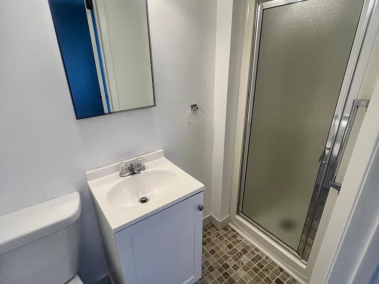 1339 Belmont St — Photo 9