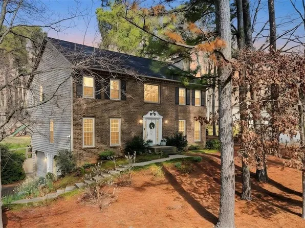 1467 Oak Springs Dr, Marietta, GA 30066