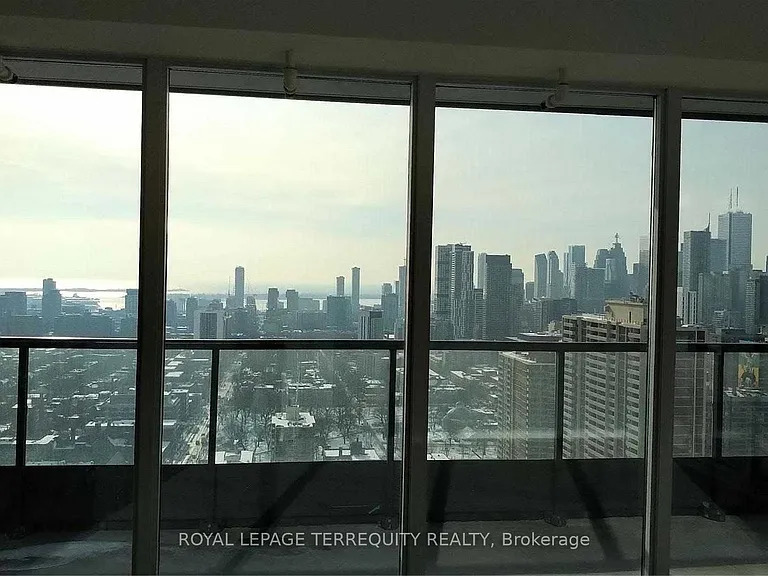 159 Wellesley St E #2908 — Photo 13
