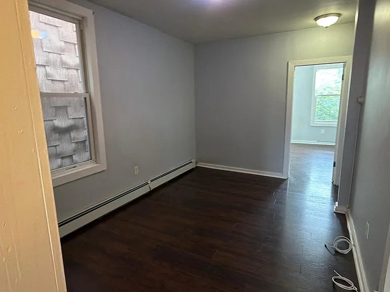 19 Orient Ave #2F — Photo 9