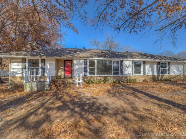 1435 E 10th St, Okmulgee, OK 74447