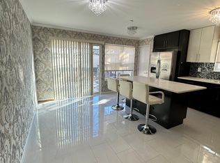 206 Virginia Ave #2, Staten Island, NY 10305