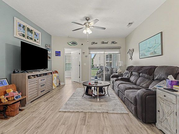 5th image of 101 Westhaven Dr. #7B