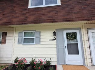 10 La Cascata Tnhs, Clementon, NJ 08021