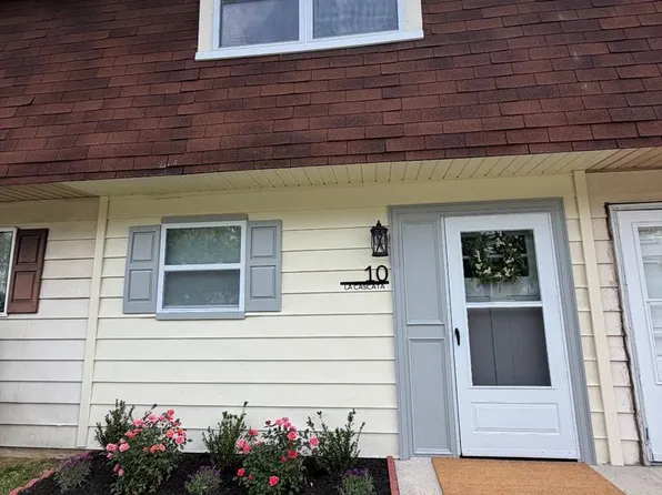 10 La Cascata Tnhs, Clementon, NJ 08021