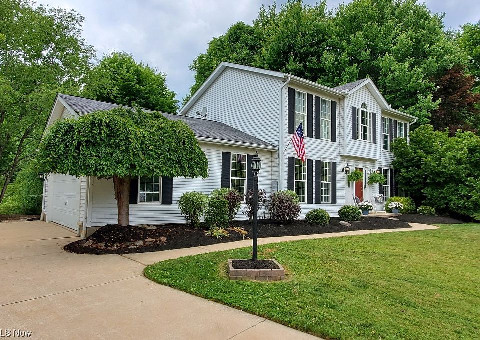 1st image of 8229 Clover Ln