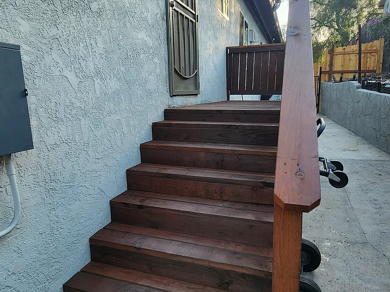 3765 Winona Ave — Photo 14