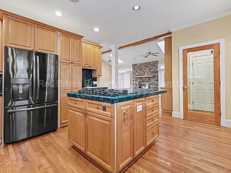1760 Jacobs Way — Photo 10