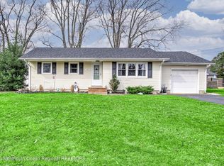 458 Barnacle Rd, Forked River, NJ 08731