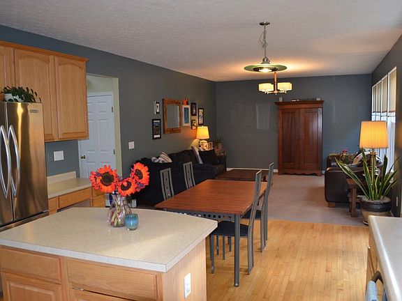 Kitchen & Living Room