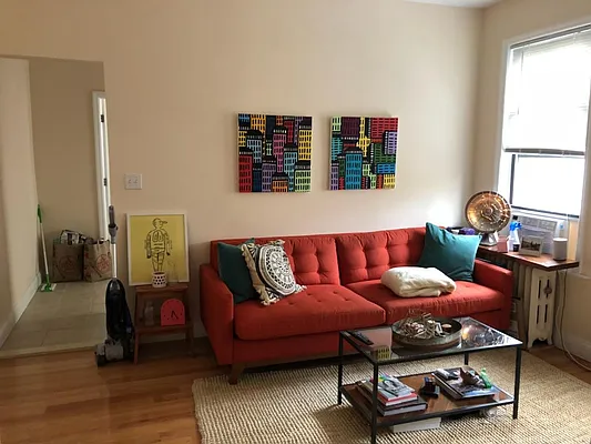 Rented by Voro, LLC | media 13