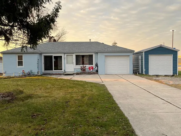 30794 W Jefferson Ave, Gibraltar, MI 48173