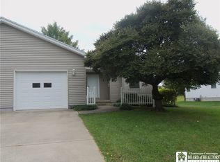 5 Pleasant Ave, Fredonia, NY