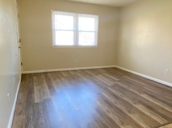 5201 SW 12th Ter APT 1