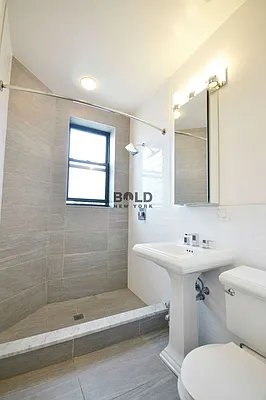 Rented by Bold New York | media 6