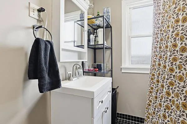 1303 Park Ave #1301 — Photo 8