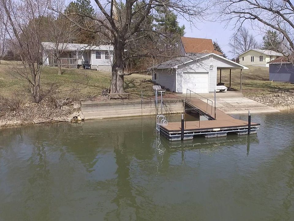 1st image of 224 Breezy Shores Cir