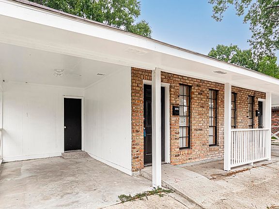 3rd image of 1537-1539 N Marque Ann Dr