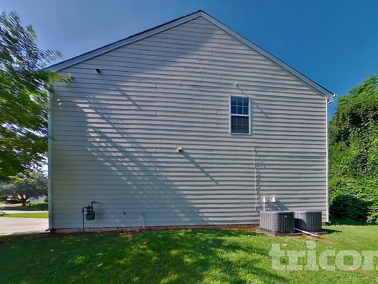 113 Summit View Dr — Photo 22