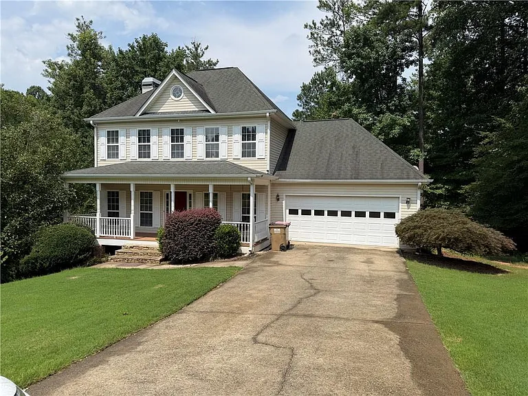 995 Stefan Walk — Photo 1