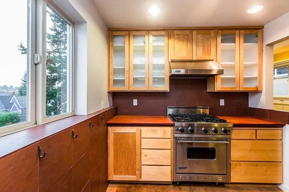 2 bed, 1600 sqft, $4,100 — Photo 1