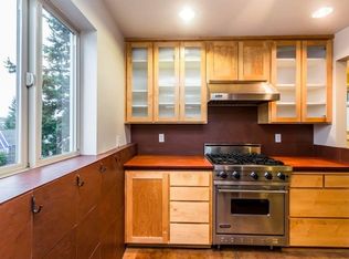 7356 15th Ave NW #A, Seattle, WA 98117