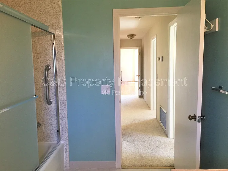 170 Del Monte Blvd — Photo 12