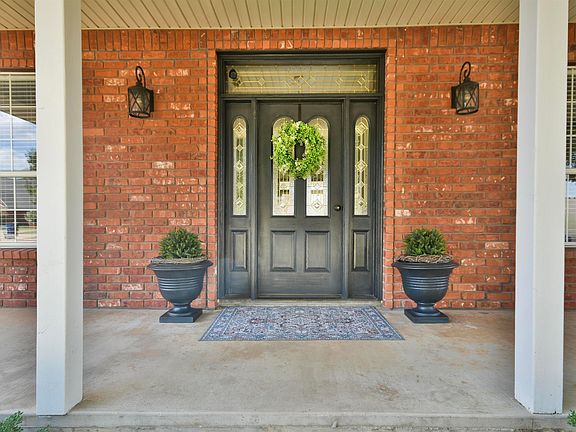 5th image of 2206 Meadow Lark Dr
