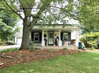 878 Middleboro Rd, Oregonia, OH 45054