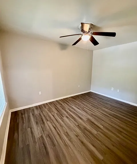 1500 Lake Shore Dr #113 — Photo 9
