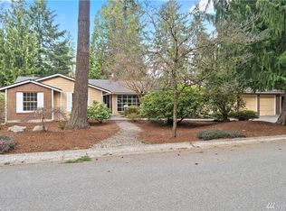 2423 209th Pl NE, Sammamish, WA 98074