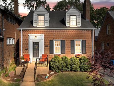 1136 Ralph Ter, Saint Louis, MO, 63117