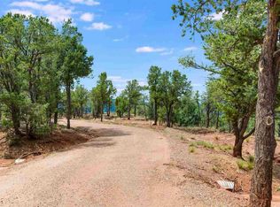 146 Glory Ln, Glorieta, NM 87535