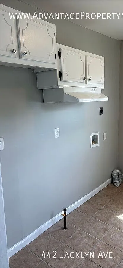 Charming 2-Bedroom Home for Rent — Photo 3