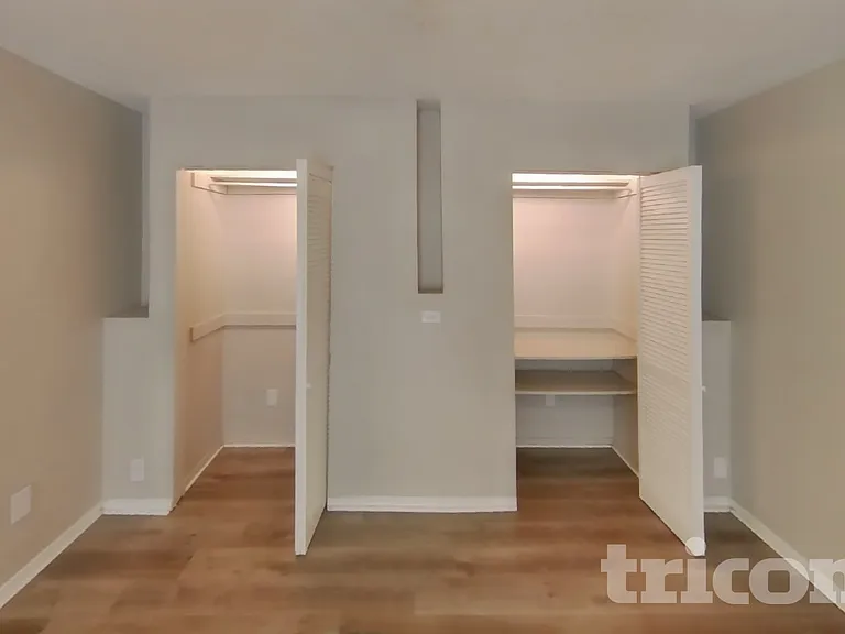 725 Villa Ridge Dr — Photo 7