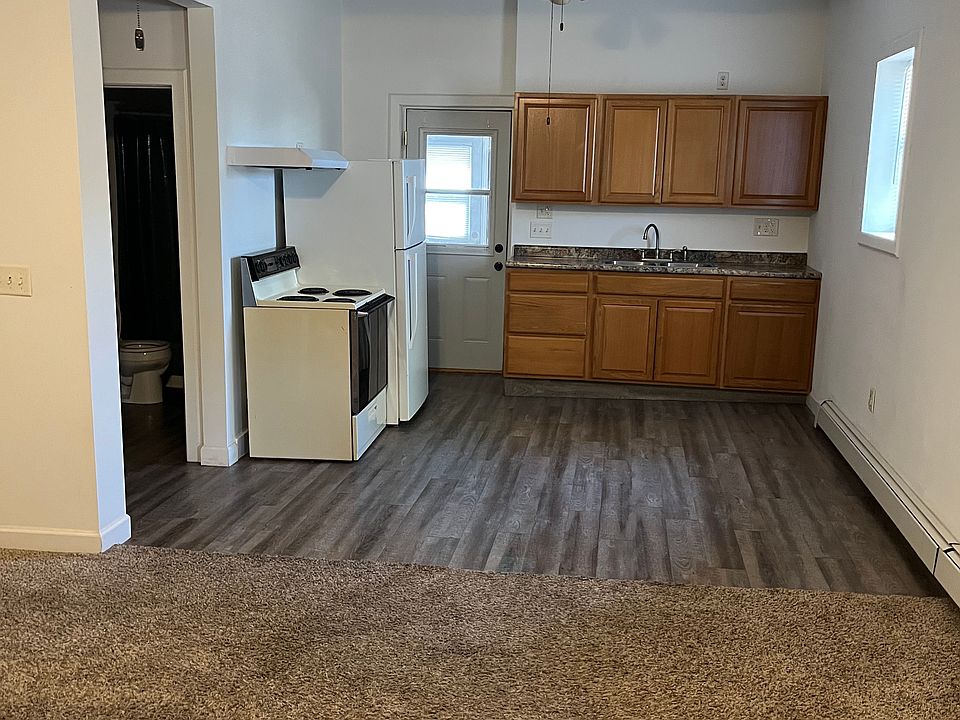 living room/kitchen