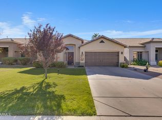 1511 E BLACK DIAMOND Drive, Gilbert, AZ 85296
