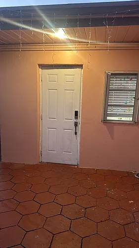 59 E 64th St Photo 1
