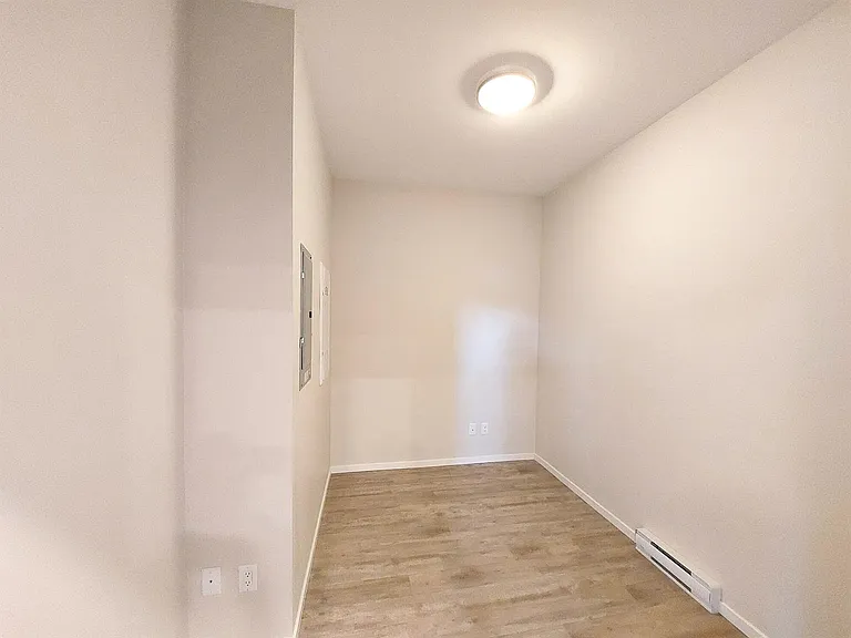 665 Redington Ave #208 — Photo 20
