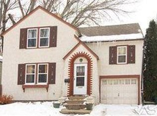 1305 W 14th St, Sioux Falls, SD 57104