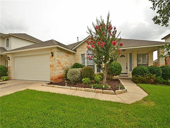 2nd image of 3204 Lynnbrook Dr