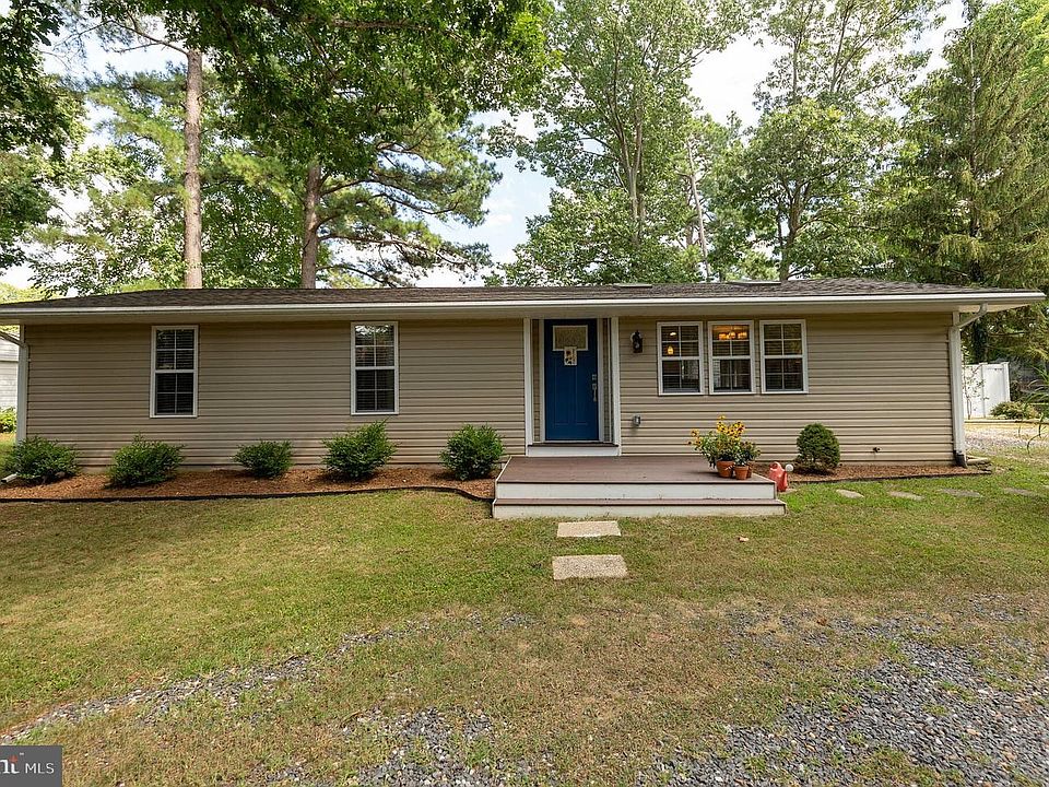 12820 Lake View Dr, Lusby, MD 20657 Zillow