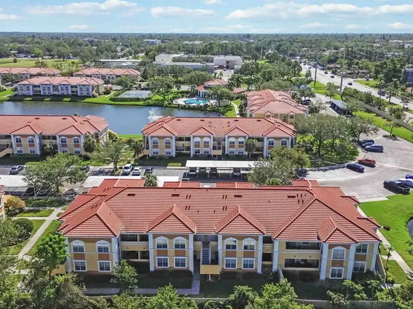 1125 Villagio Cir Unit 207, Sarasota, FL 34237