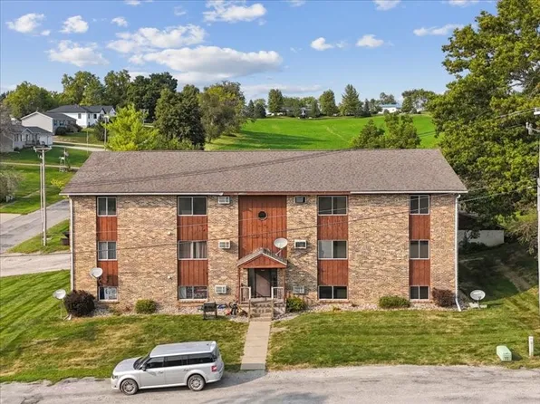 230 N High Ave, Oxford, IA 52322
