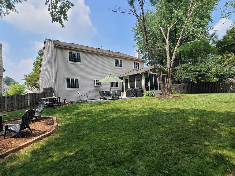 3885 Thornberry Way — Photo 41