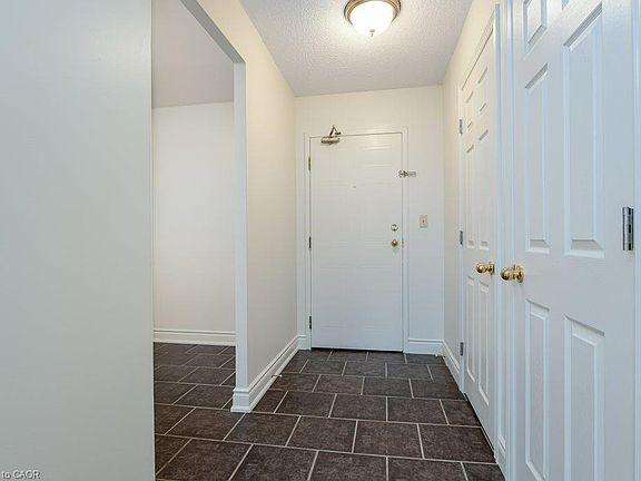 4th image of 18 Holborn Ct #409