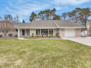 1882 Ritter Hills Dr, Norton Shores, MI
