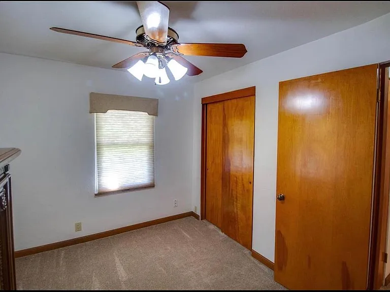 Tulip Ct — Photo 12