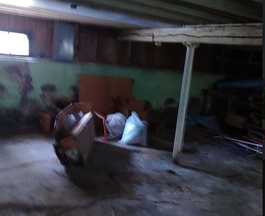 4th image of 70 Bickford Ave